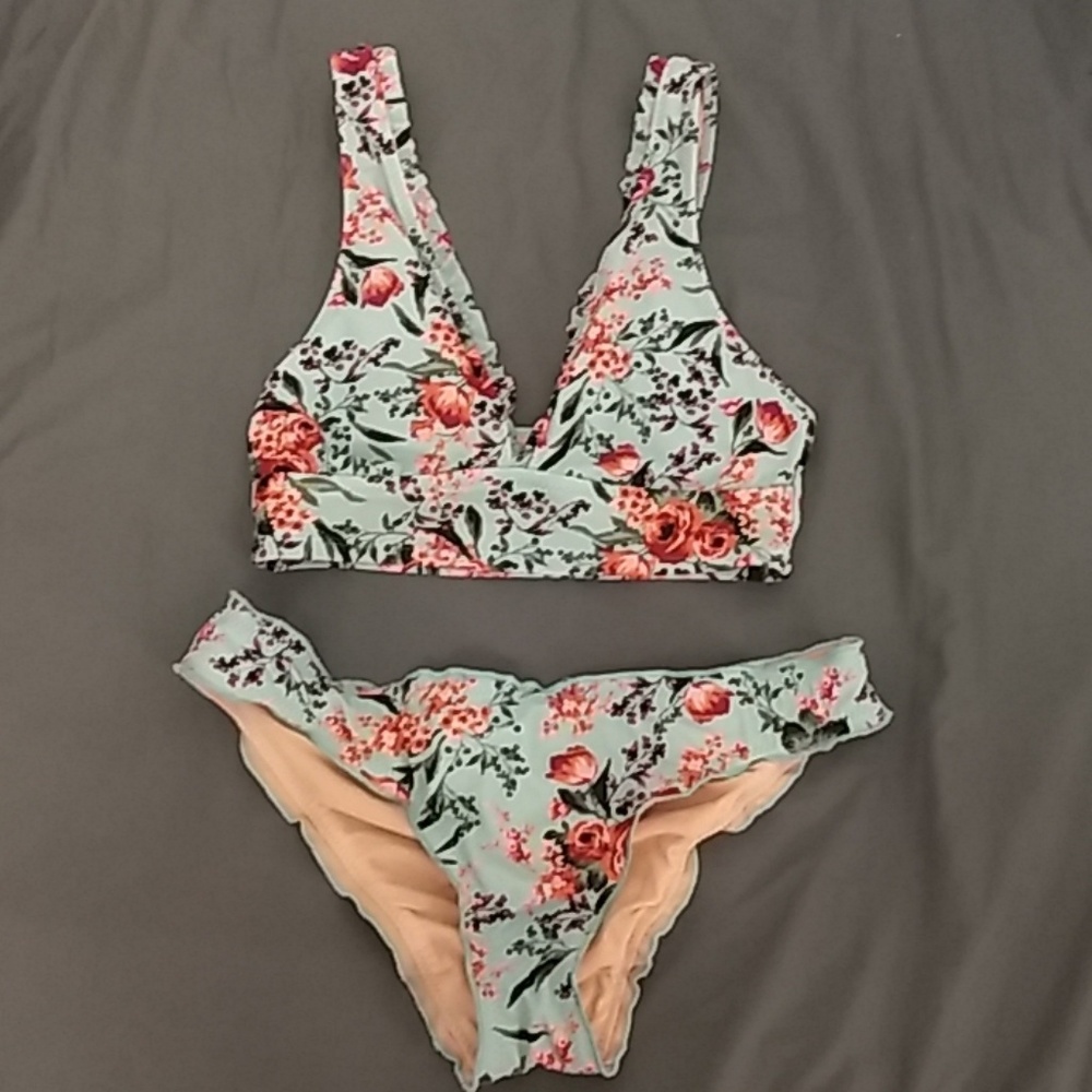 Floral bikini